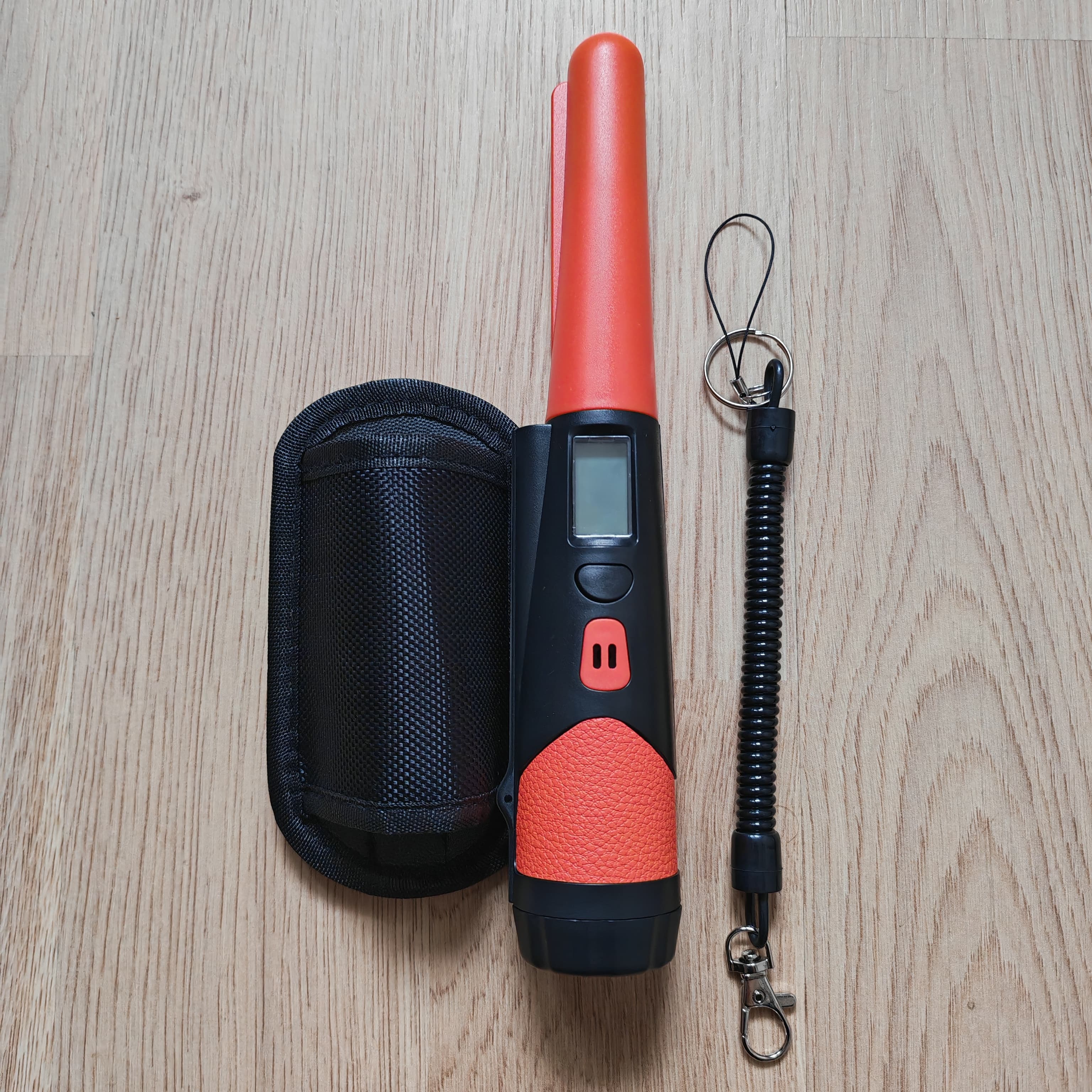 ხელის მეტალო დეტექტორი - პინპოინტერი 